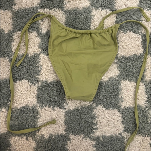 Target Bikini Bottoms - Picture 2 of 4